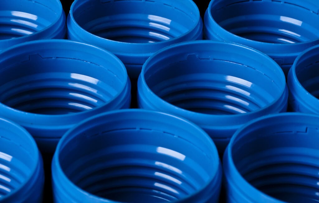 Colour Injection Samples Colour Uniformity in Plastic Injection Moulding | Xometry Pro