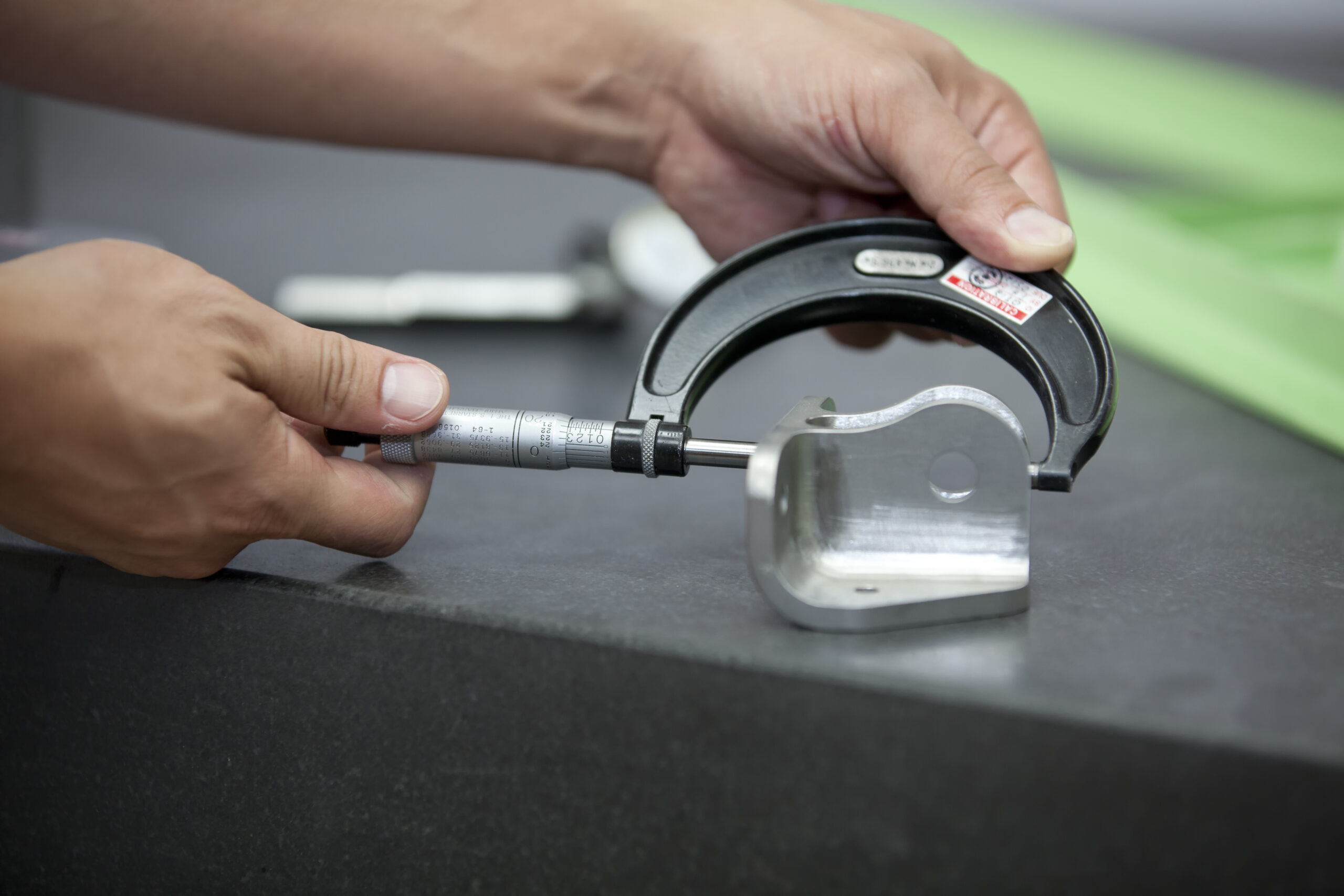 Limits and Fits - Xometry Pro